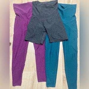 Beyond yoga maternity bundle. Size small